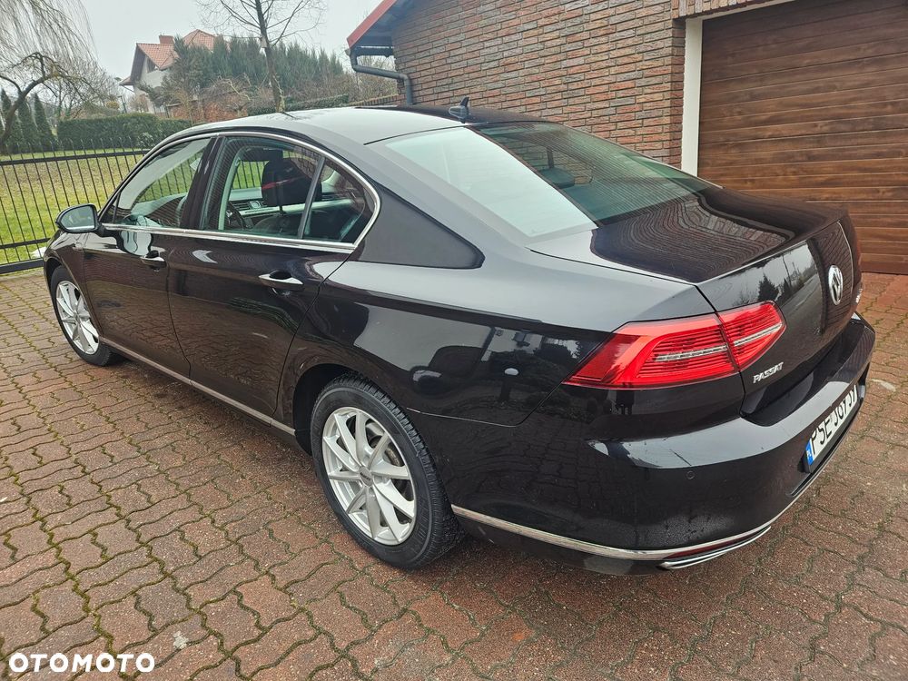 Volkswagen Passat - 5