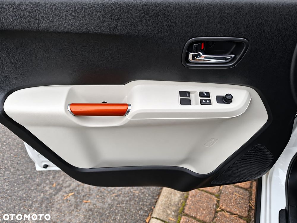 Suzuki Ignis - 22