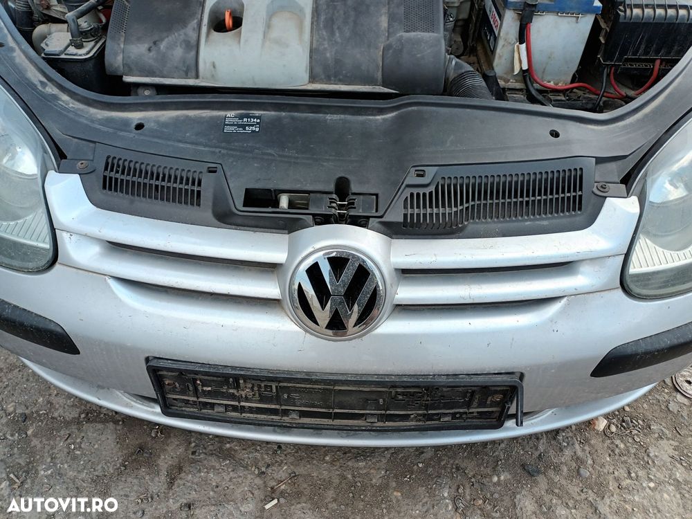 Dezmembrari  VW GOLF 5  2003  > 2009 1.4 FSI Benzina - 8
