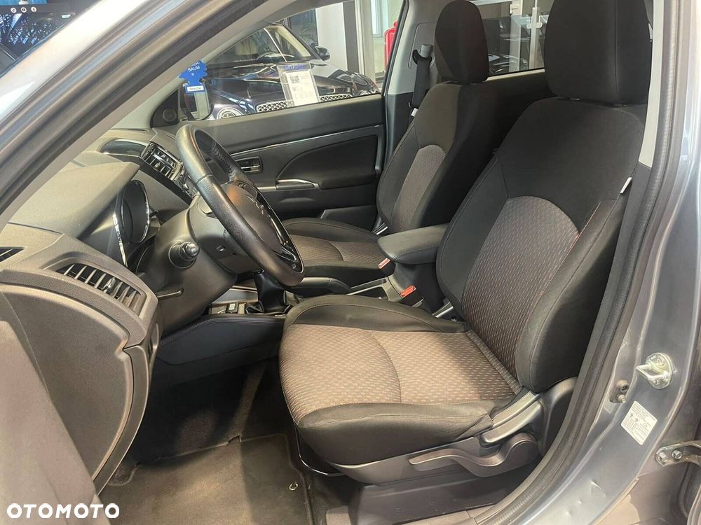 Mitsubishi ASX - 20