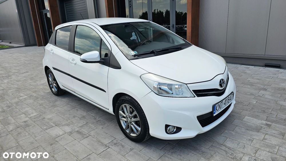 Toyota Yaris 1.0 Premium EU6 - 6
