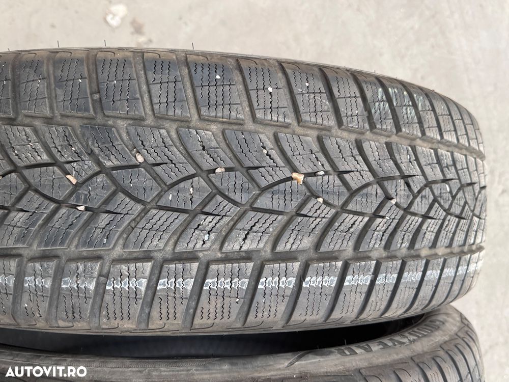 Vând 2 anvelope 195/55/20 goodyear de iarnă ca noi - 2