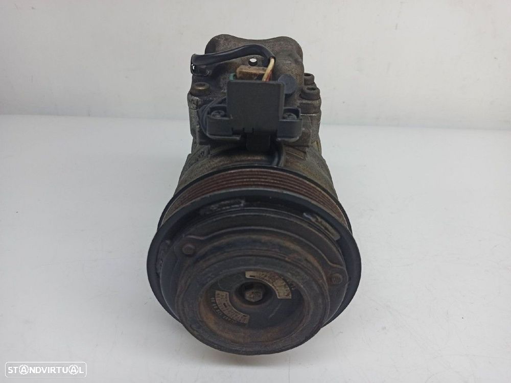 COMPRESSOR DE AR CONDICIONADO MERCEDES CLASE E (W124) BERLINA D 300 (124.130) - 9