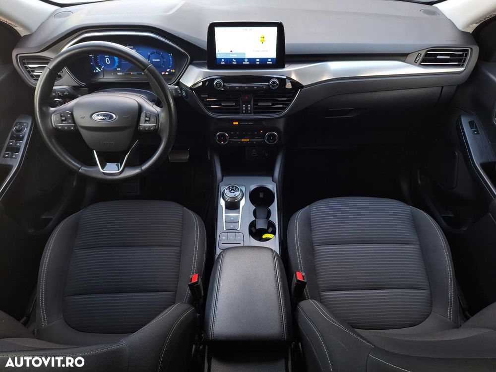 Ford Kuga - 17