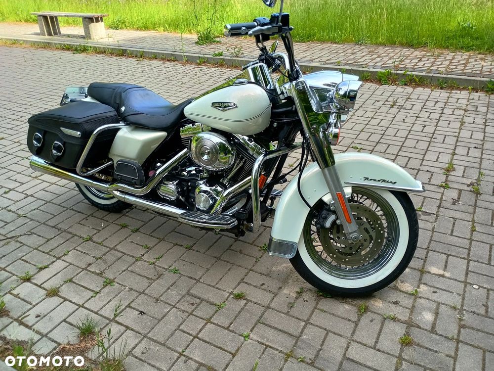 Harley-Davidson Touring Road King - 2