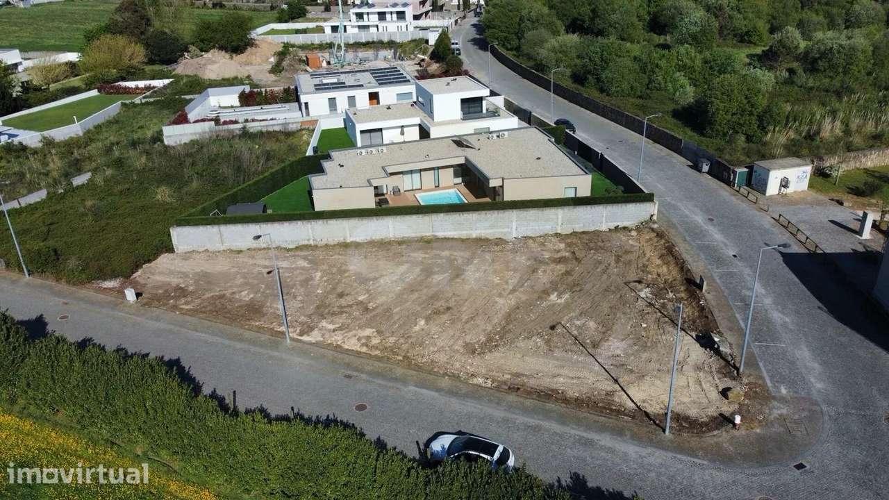Lote de 866m2 l Póvoa de Varzim l 260.000,00€ - Grande imagem: 3/52