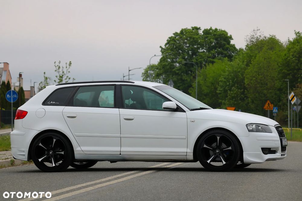 Audi A3 Sportback 1.6 Limited Edition - 4