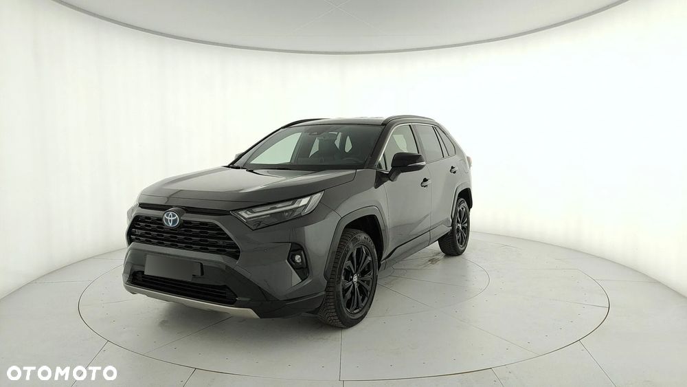Toyota RAV4 - 1