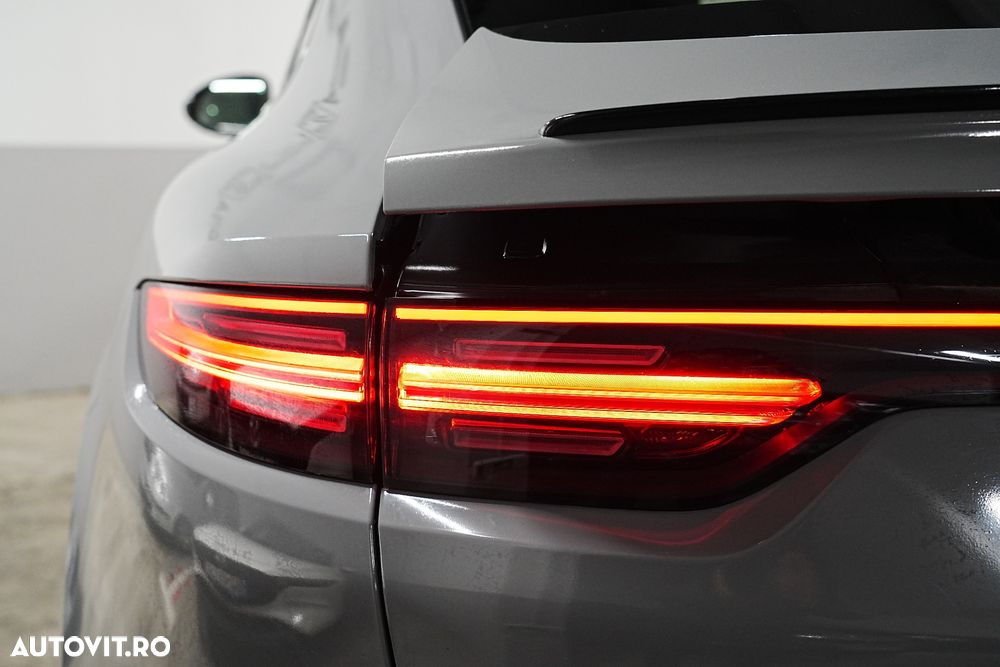 Porsche Cayenne - 14