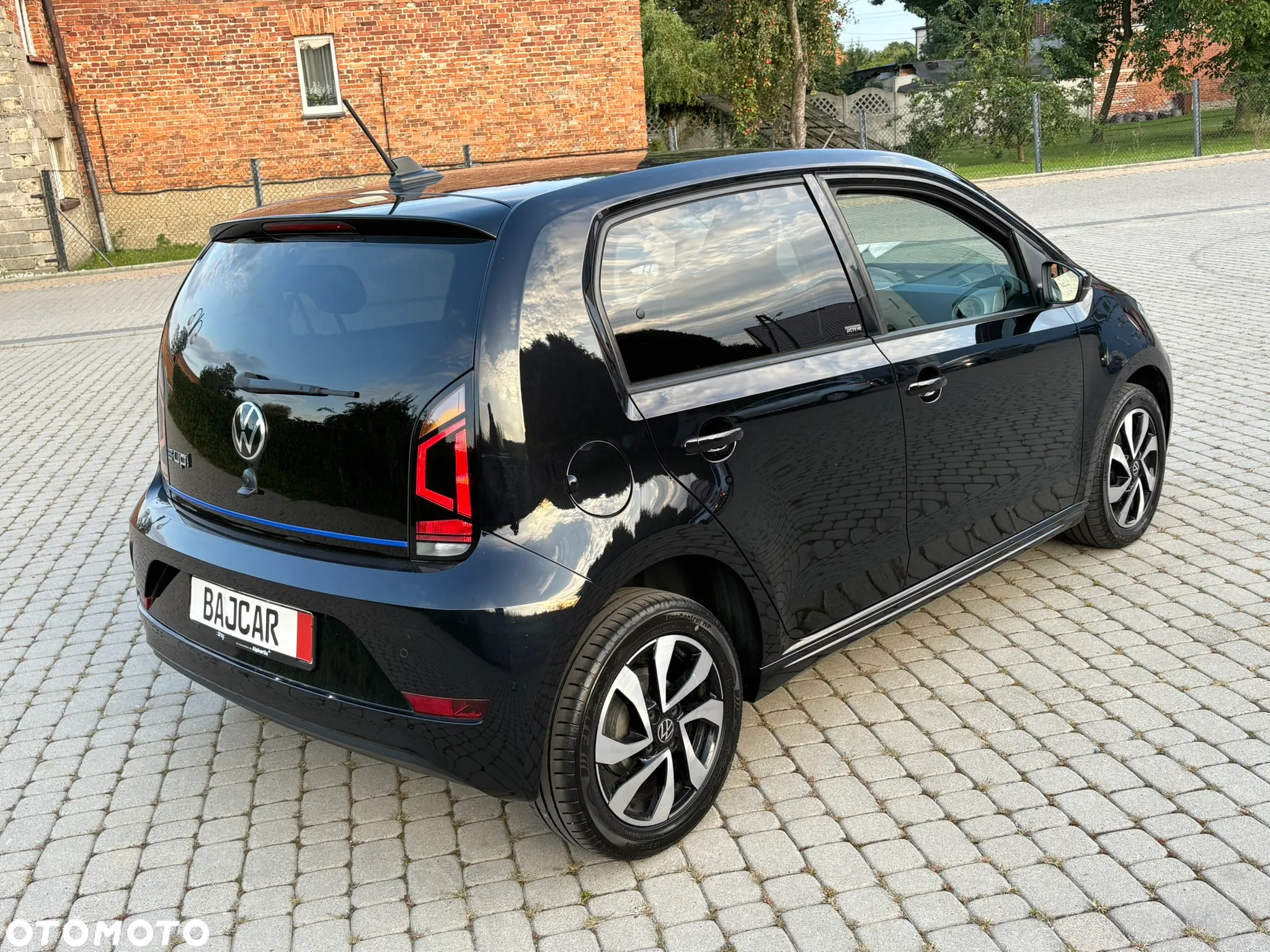 Volkswagen up! e-up Max - 6