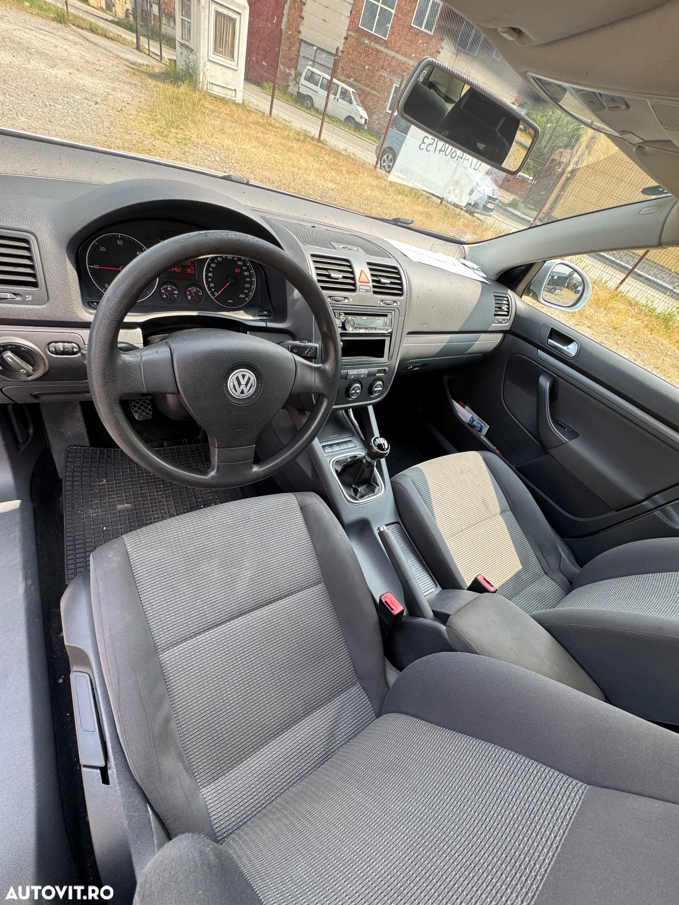 Volkswagen Golf 1.9 TDI Sportline - 12