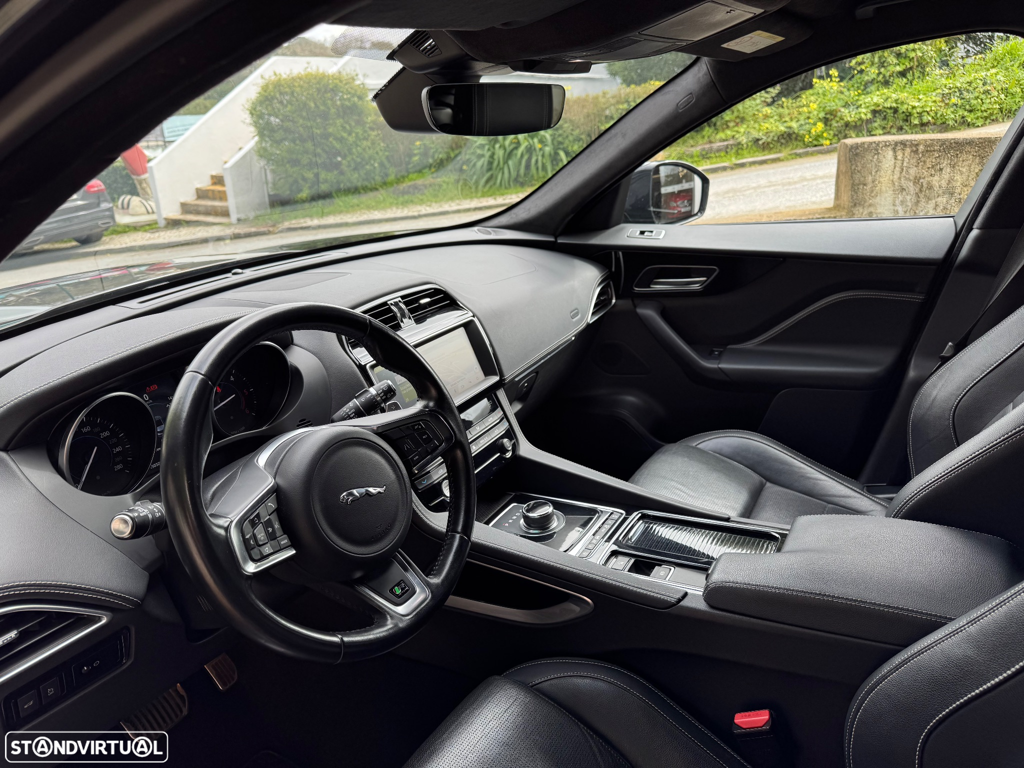 Jaguar F-Pace 2.0 i4D R-Sport AWD Aut. - 22
