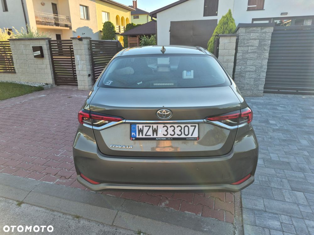 Toyota Corolla 1.6 Comfort - 12