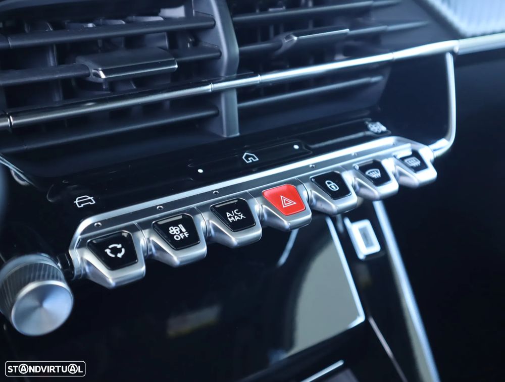 Peugeot 2008 1.2 Hybrid Allure e-DCS6 - 38