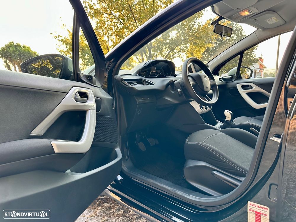 Peugeot 208 PureTech 68 Active - 13