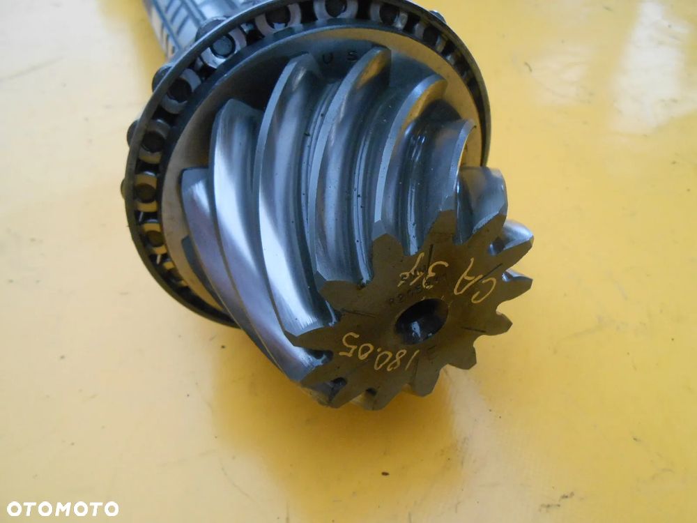 Atak tylny 13x54 AQ John Deere 6930 Premium - 3