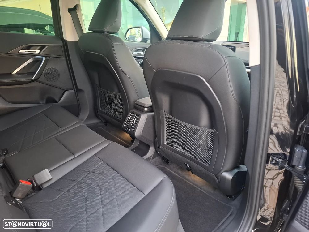 BMW iX1 xDrive30 xLine - 41