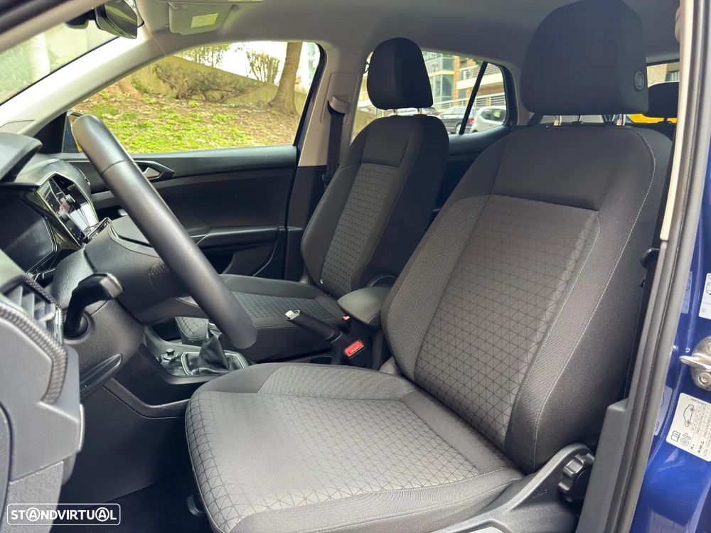 VW T-Cross 1.0 TSI - 12