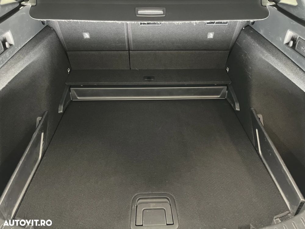 Toyota Corolla 1.8 Business Edition - 15