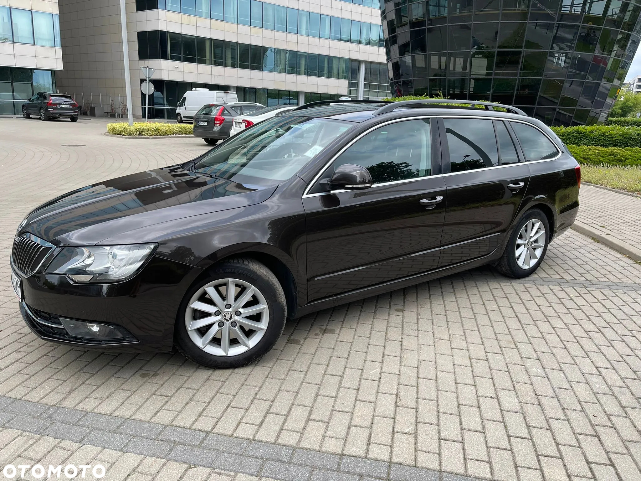 Skoda Superb 1.6 TDI Active Greenline - 4