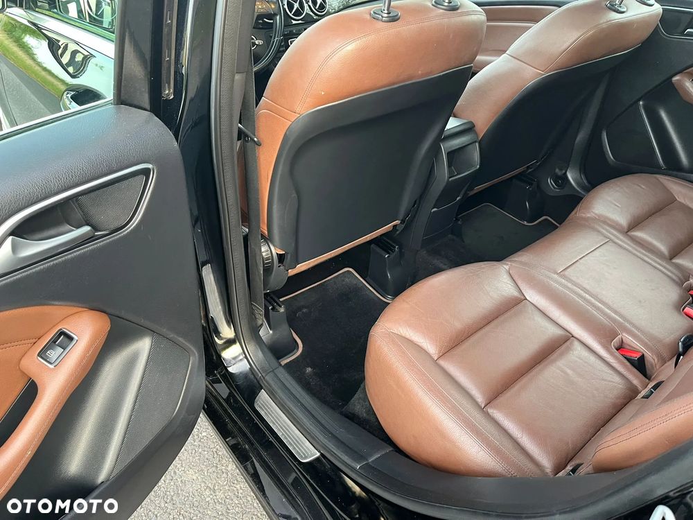 Mercedes-Benz Klasa B 200 7G-DCT Style - 25