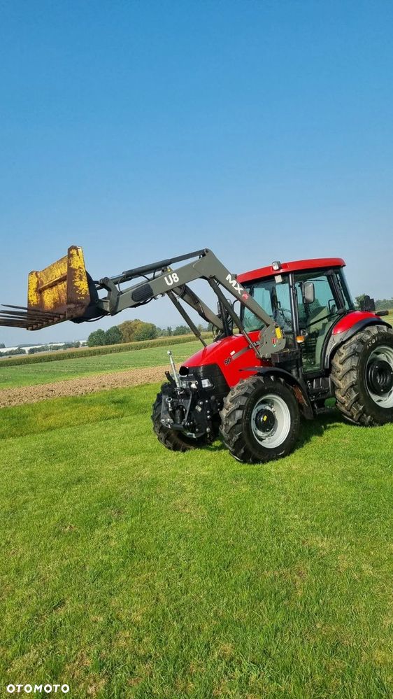 Case IH JX 90 , rok 2009 Ciągnik z ładowaczem czołowym MX U8. - 1
