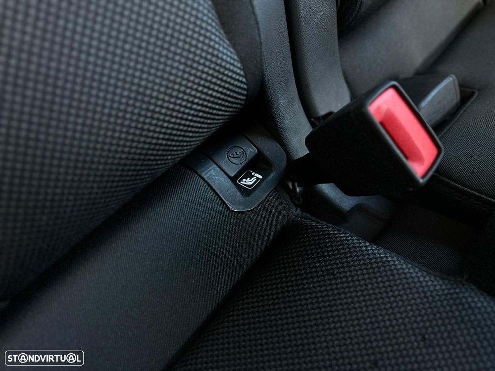 Audi Q3 Sportback - 8