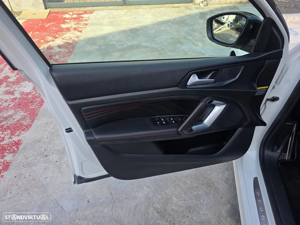 Peugeot 308 BlueHDi FAP 130 Stop & Start GT Pack - 11