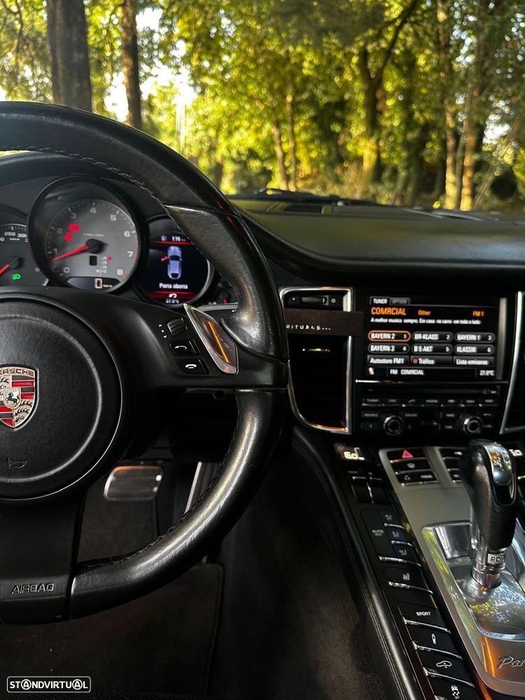 Porsche Panamera S PDK - 16