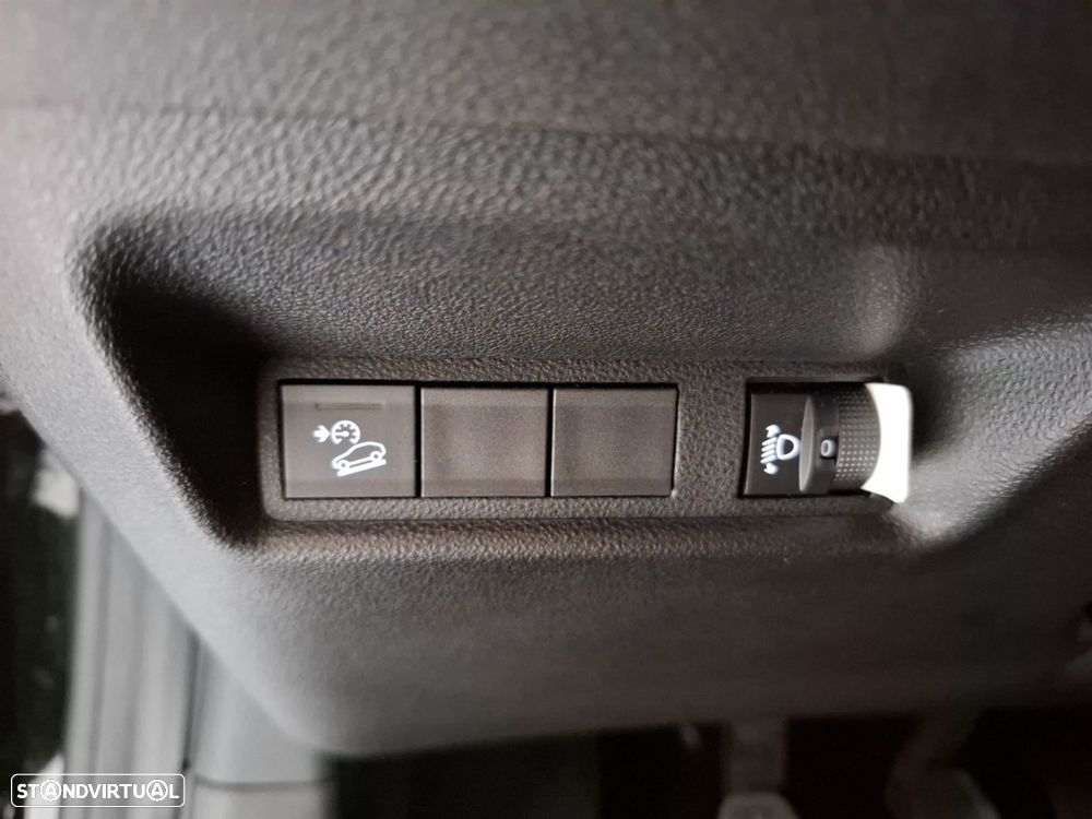 Jeep Avenger 1.2 GSE T3 Altitude - 21