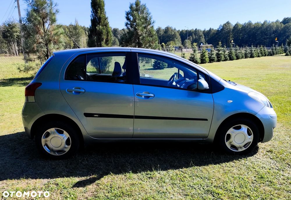 Toyota Yaris - 7