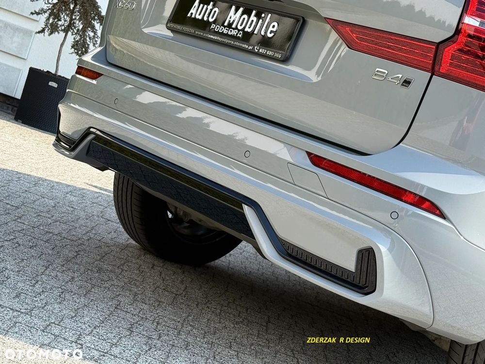 Volvo XC 60 B4 D AWD Plus Dark - 33
