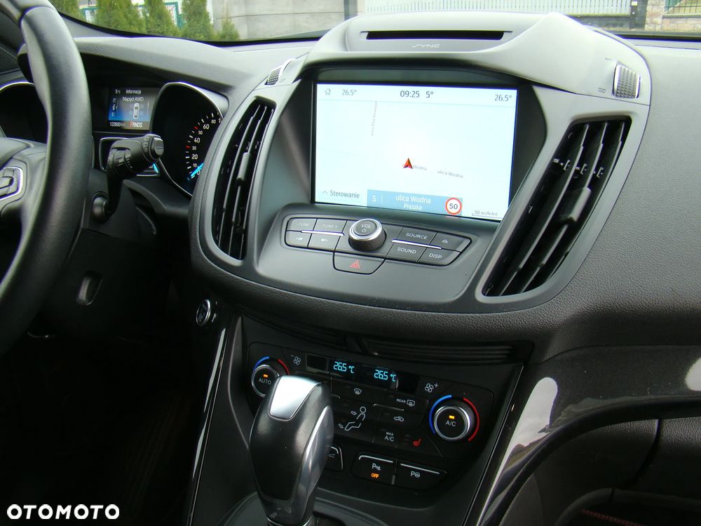 Ford Kuga 2.0 EcoBoost 4x4 ST-Line - 38