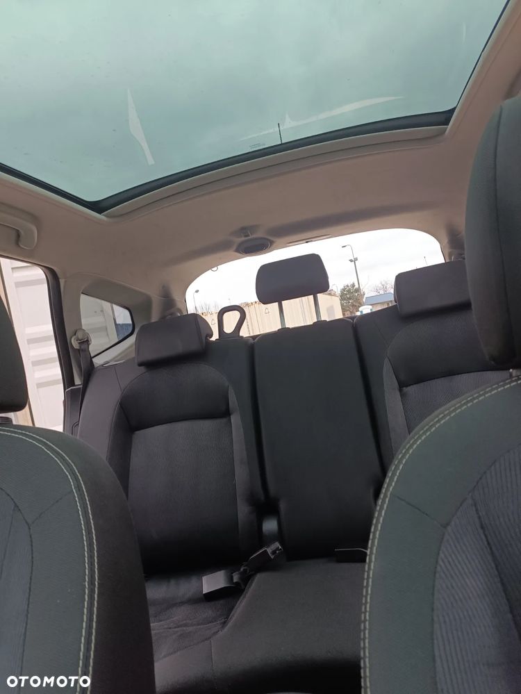 Nissan Qashqai+2 2.0 Acenta - 11