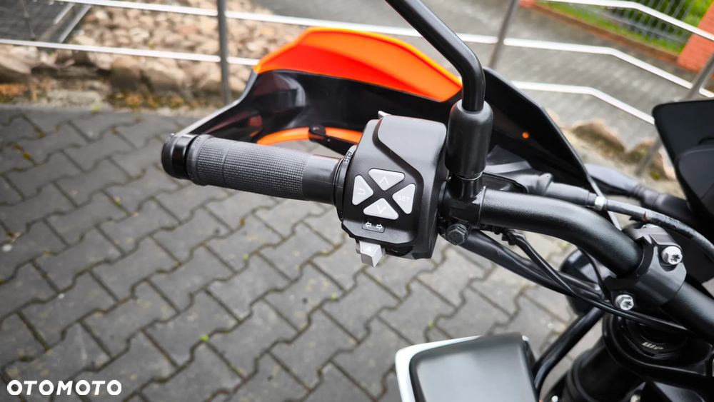 KTM Adventure - 11