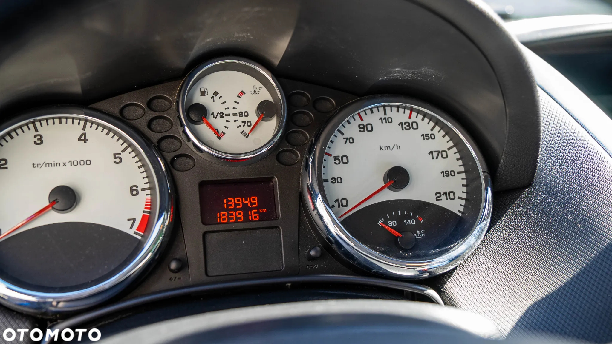 Peugeot 207 1.4 16V Presence - 15