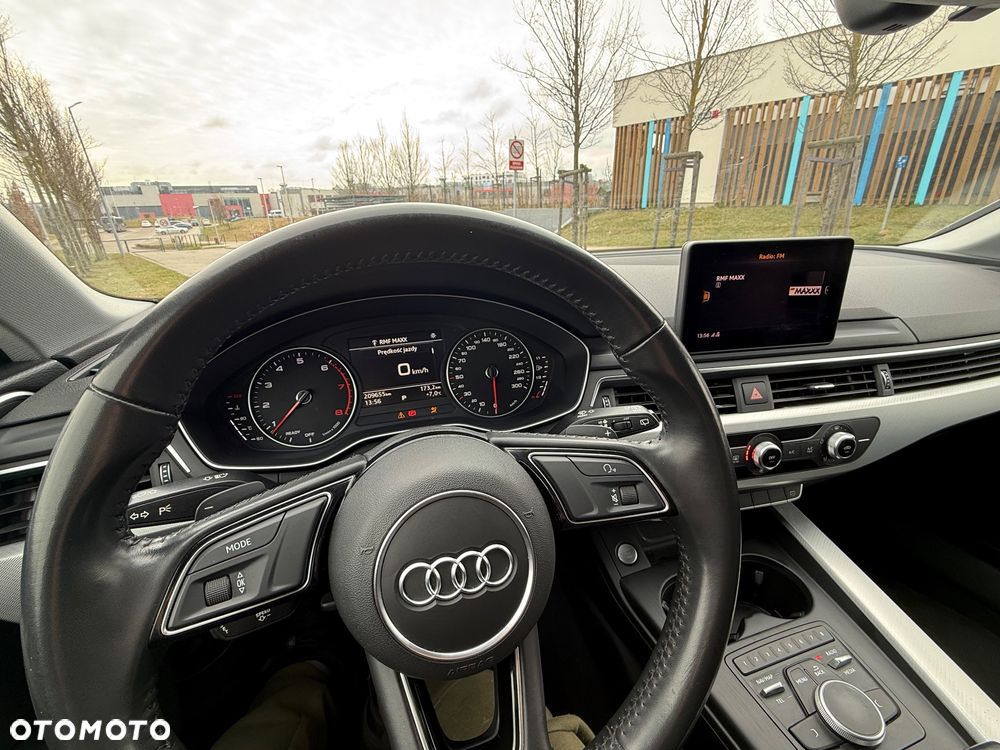 Audi A4 Avant 1.4 TFSI Design S tronic - 25