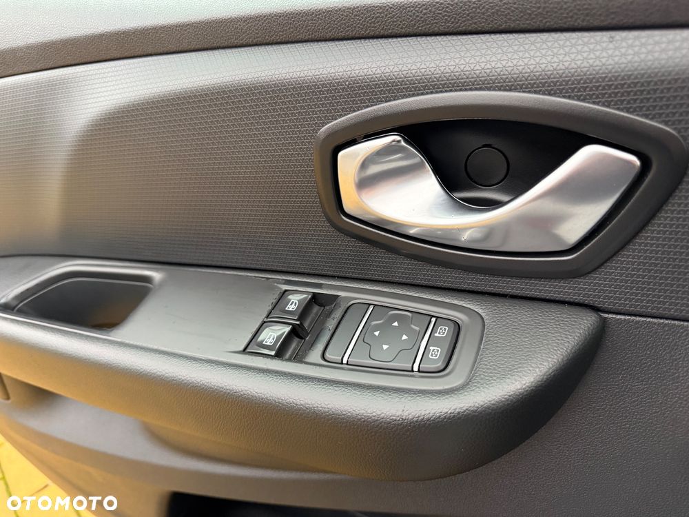 Renault Clio 1.2 16V 75 LIMITED 2018 - 21