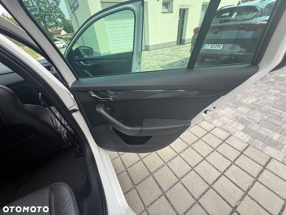 Skoda Octavia 2.0 TDI RS DSG EU6 - 14