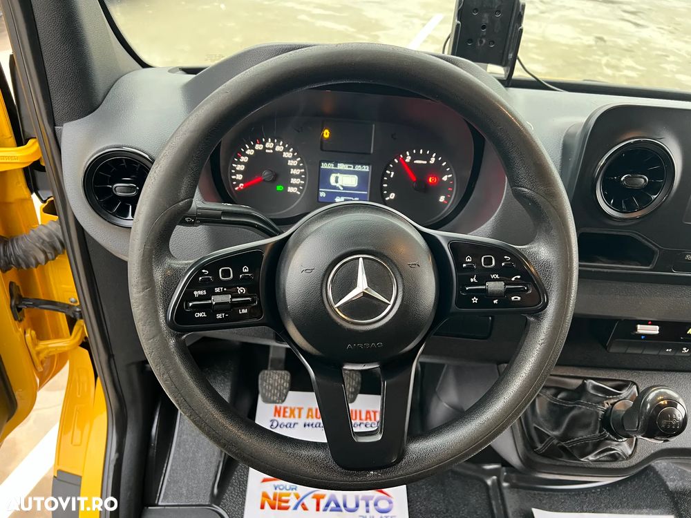 Mercedes-Benz Sprinter - 7