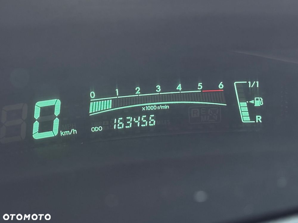 Toyota Yaris - 6
