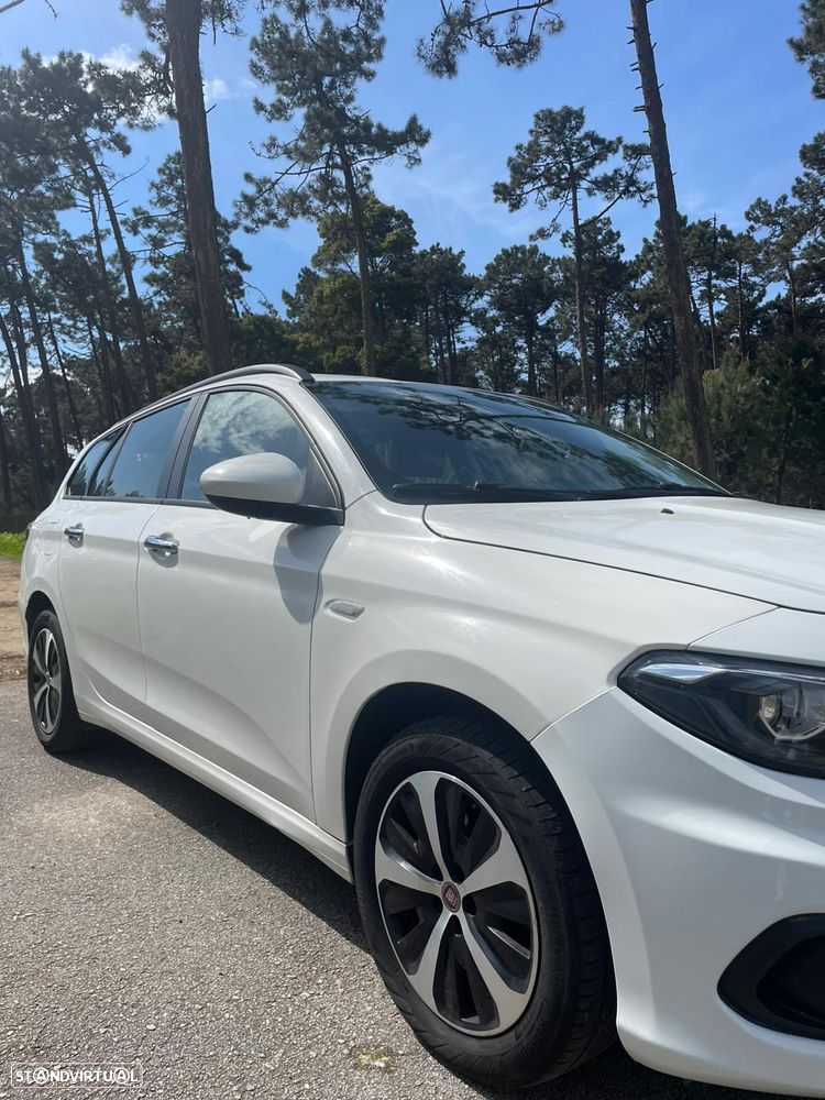 Fiat Tipo Station Wagon 1.6 M-Jet Lounge - 4