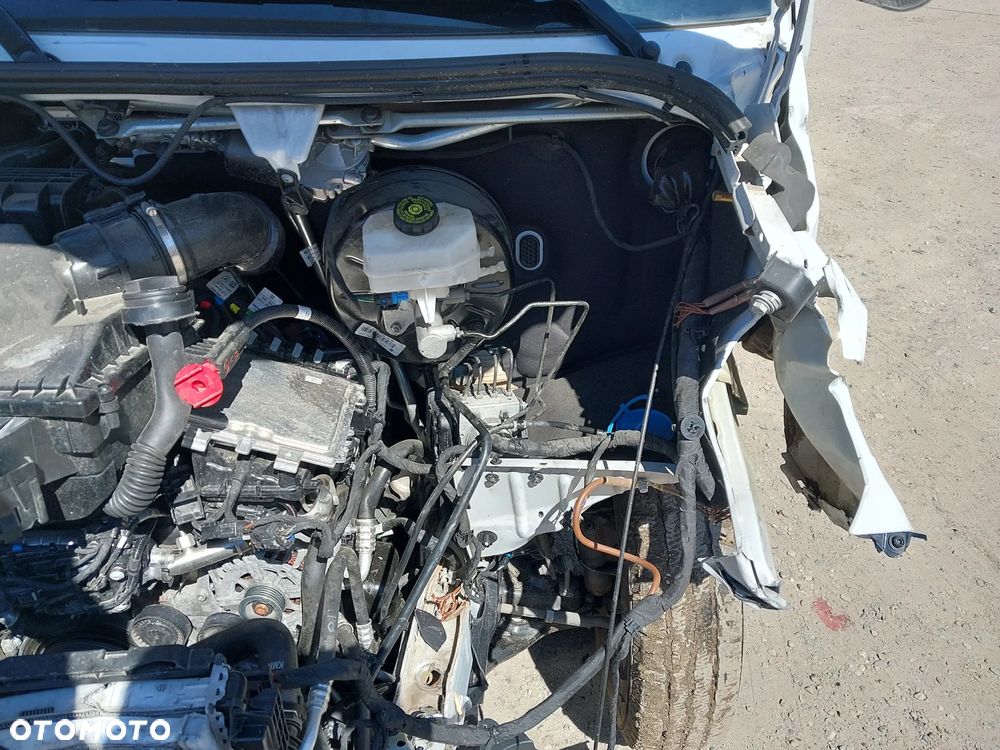 Mercedes-Benz Sprinter - 12