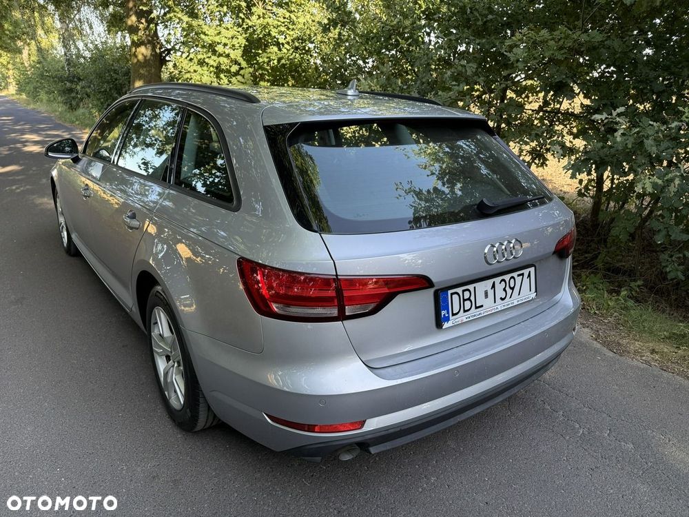 Audi A4 Avant 2.0 TDI S tronic design - 23