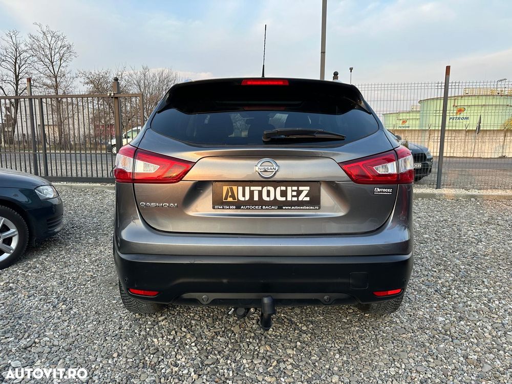 Nissan Qashqai 1.6 DCI TEKNA+ - 32