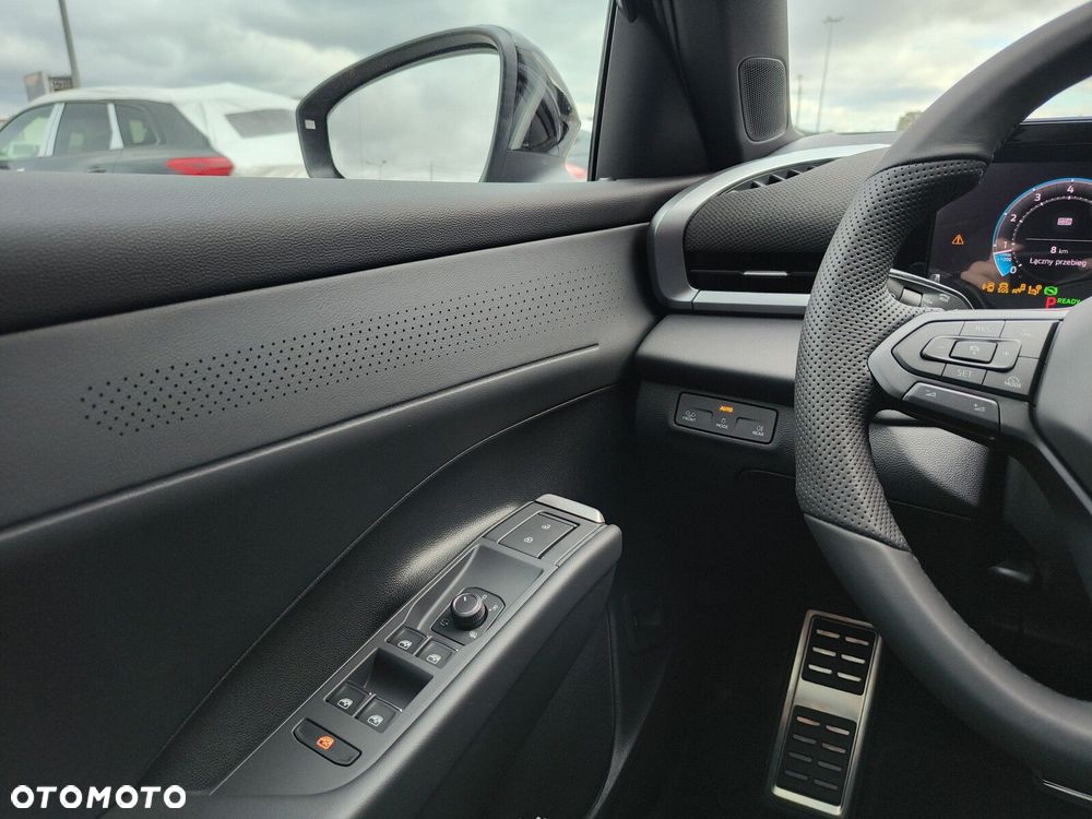 Volkswagen T-Roc 1.5 TSI R-Line DSG - 18
