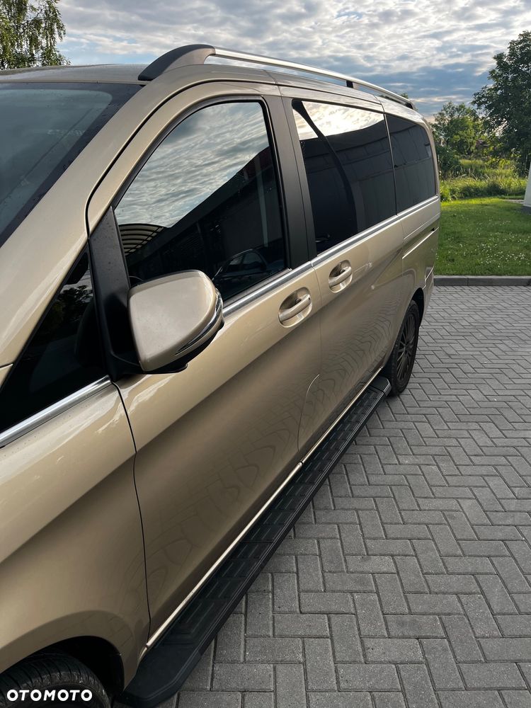 Mercedes-Benz Klasa V 220 d 4-Matic Avantgarde 9G-Tronic (d³ugi) - 3