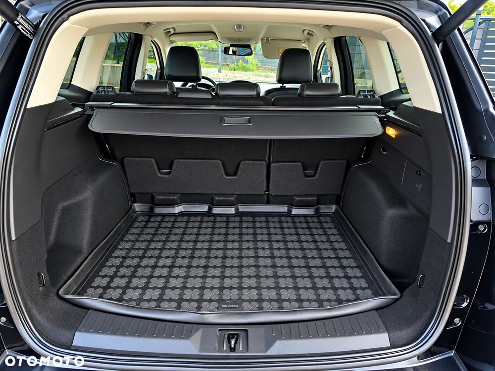 Ford Kuga 2.0 TDCi 2x4 Titanium - 15