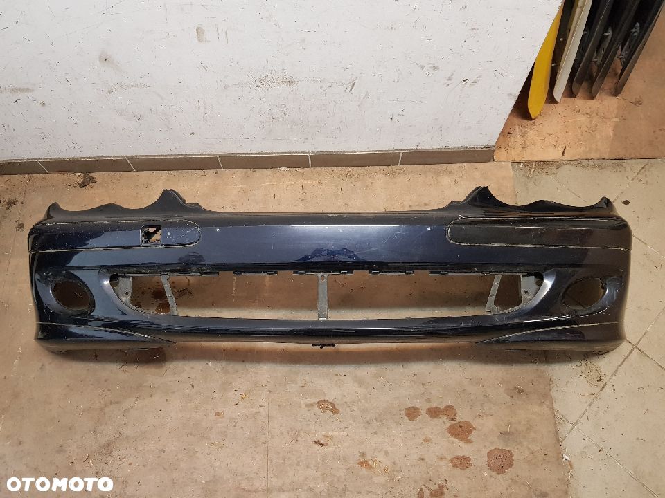 Mercedes C klasa 203 lifting 04- zderzak przedni