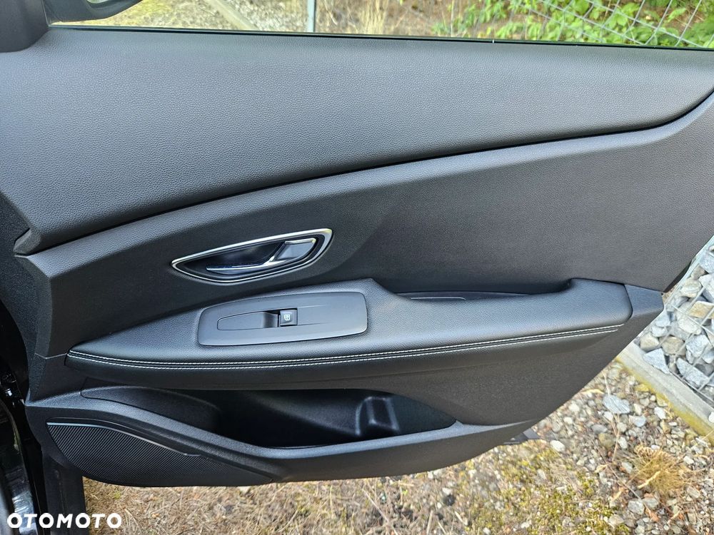 Renault Scenic ENERGY TCe 130 INTENS - 33